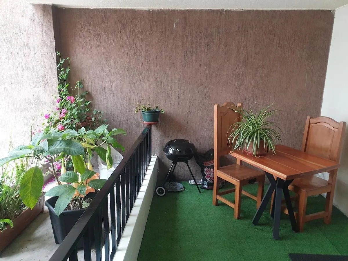 French Suite Cordero, Amazing View, Internet Veloz Quito Apartamento